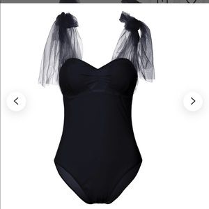 Maternity Photoshoot Bodysuit from Fluffy Maternity Gowns